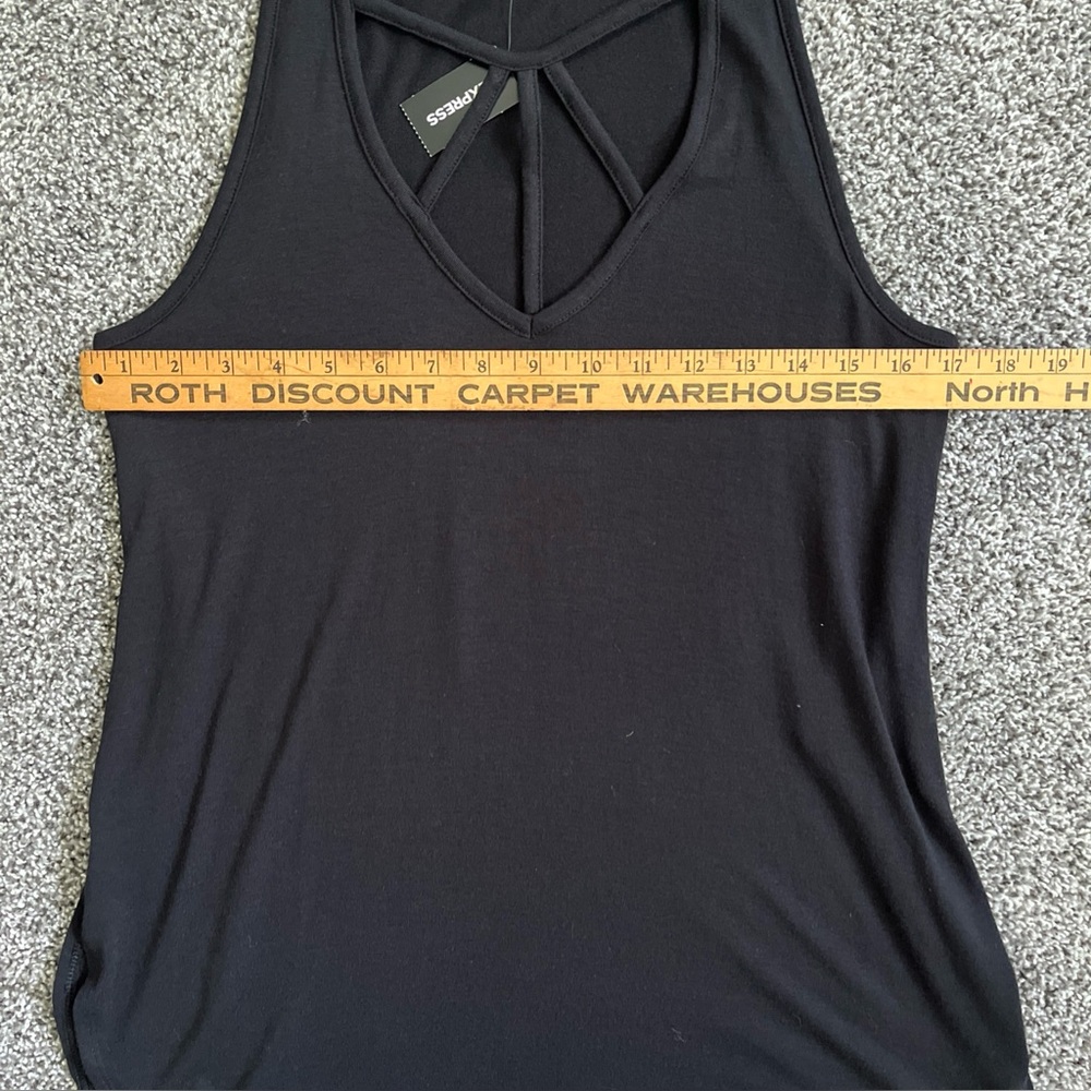 NWT Express One Eleven Strappy Black Tank Top Shirt Size XS Side Slits - Picture 10 of 13
